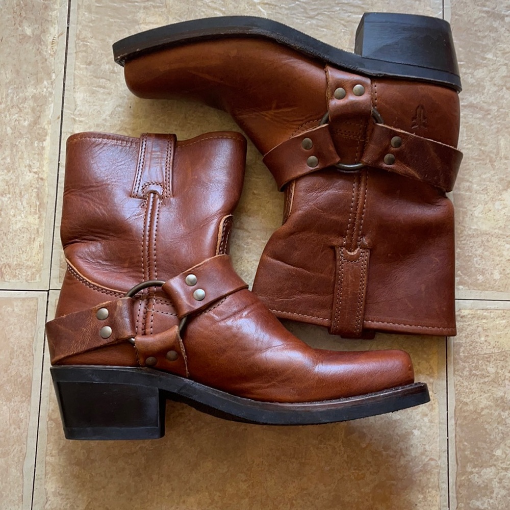 Frye harness 8r boot
